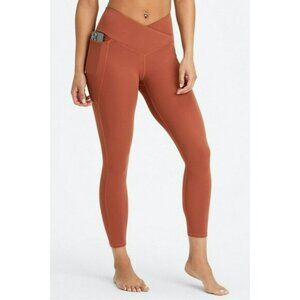 Fabletics Oasis PureLuxe HW Crossover 7/8 Legging in Mahogany Pockets Size M?